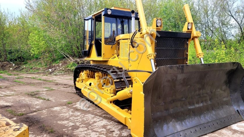 Бульдозер чтз т 130