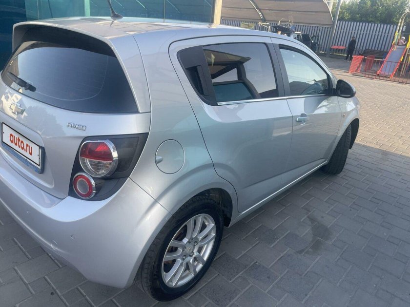 Шевроле авео 2012