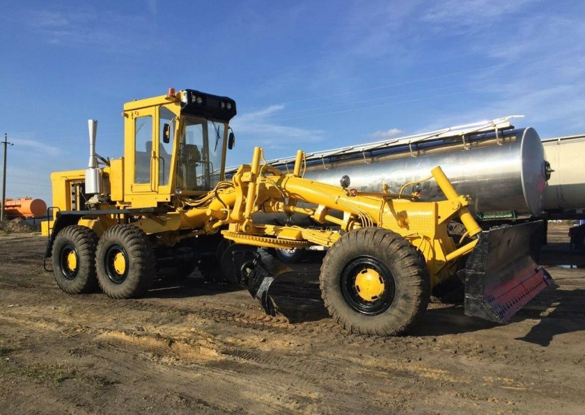 Грейдер ДЗ 98