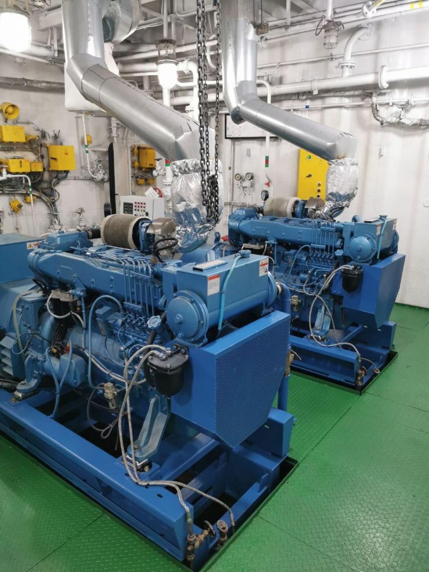 Судовой дизель