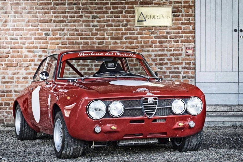 Alfa Romeo Giulia gt 2000