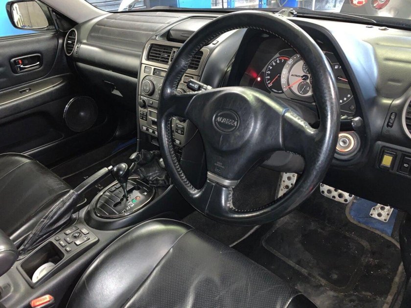 Toyota Altezza 2001 салон