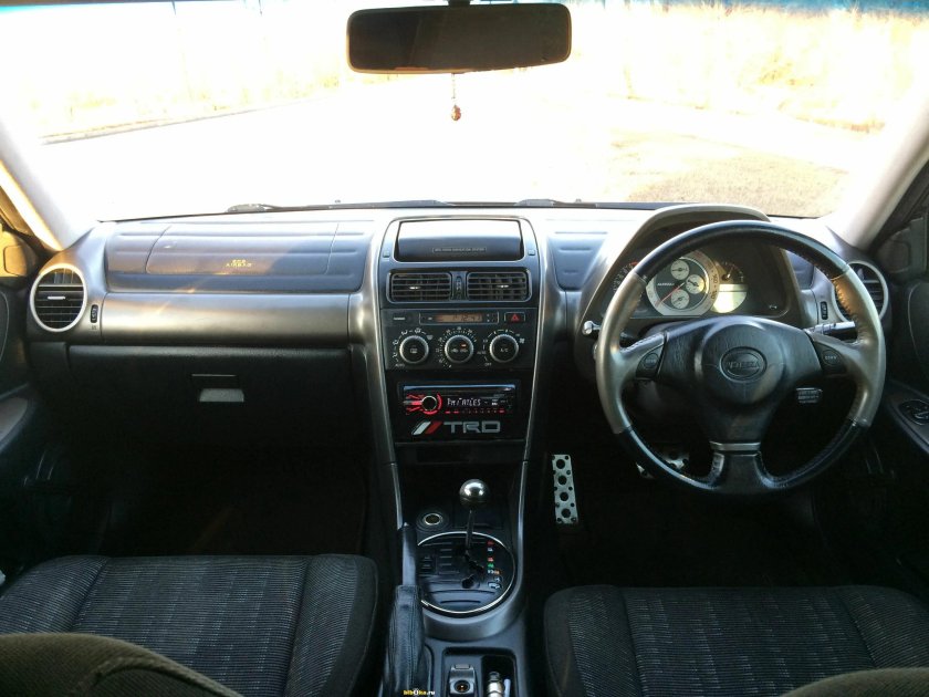 Toyota Altezza автомат салон
