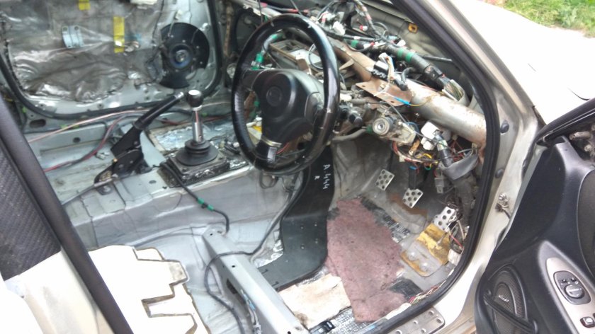 Toyota Altezza днище