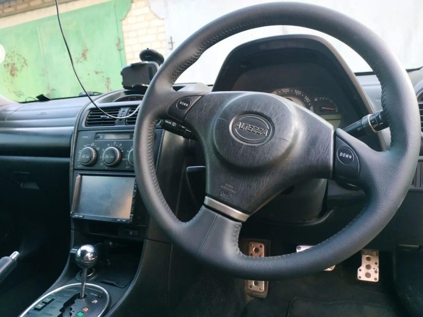 Toyota Altezza салон