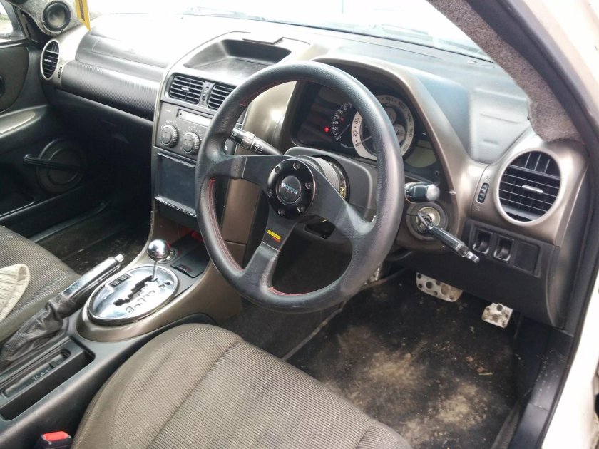 Altezza RS 200 салон