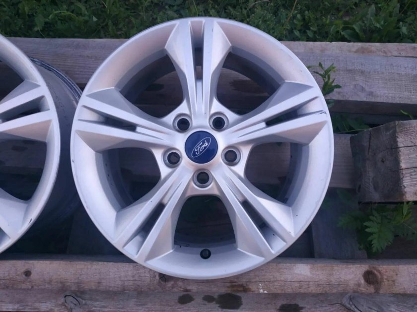 КИК 737 r16 Форд фокус