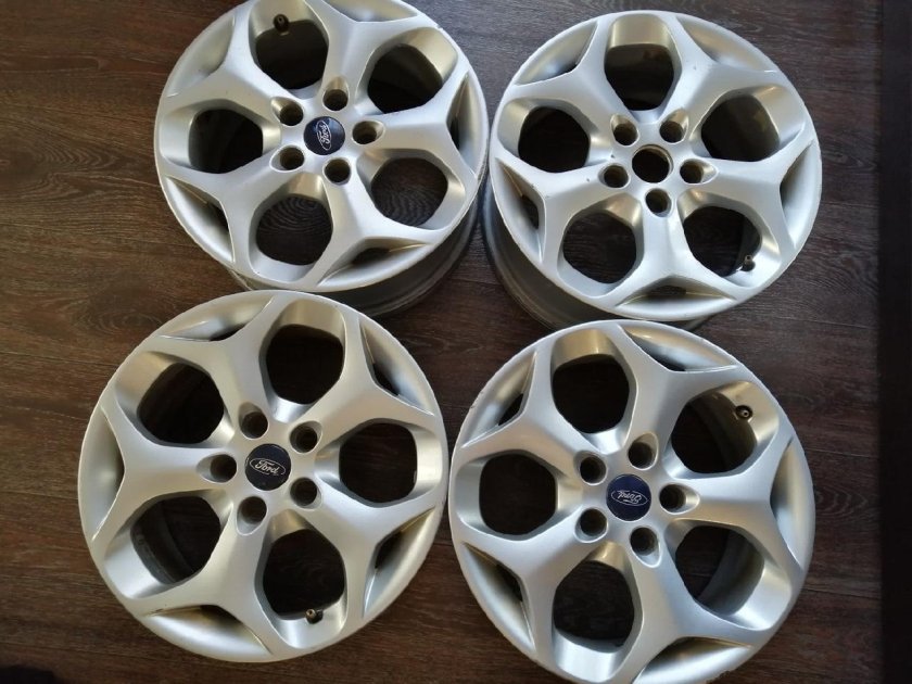 Диск r16 Ford Focus