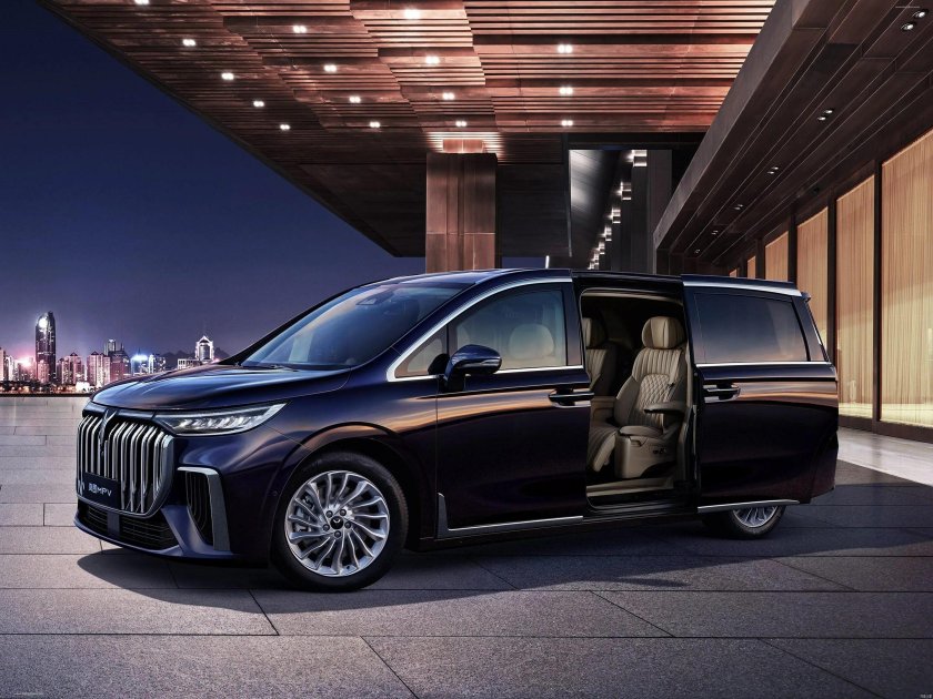 Минивэн китайский