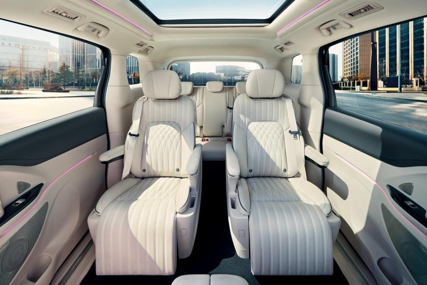 Китайский минивэн 2022 voyah Dreamer