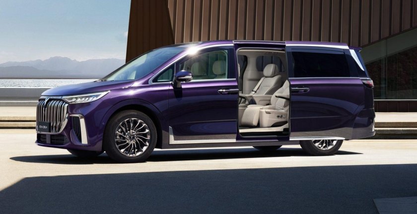 Китайский минивэн voyah