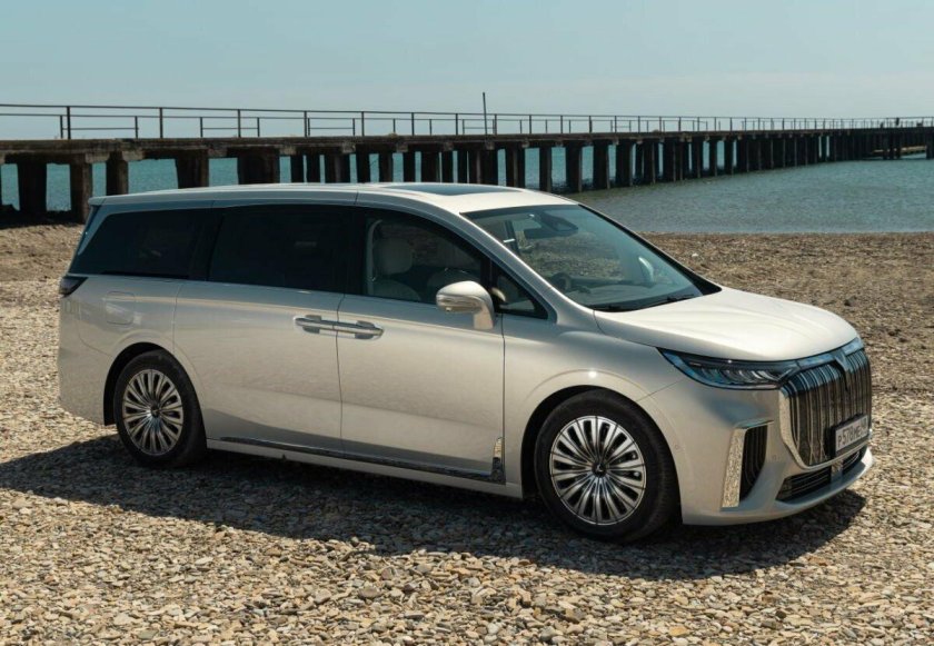 Voyah минивэн