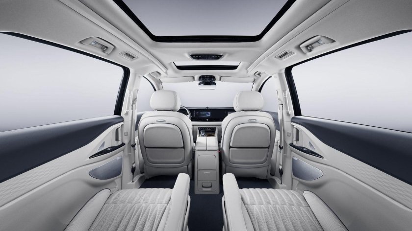 Китайский минивэн 2022 voyah Dreamer