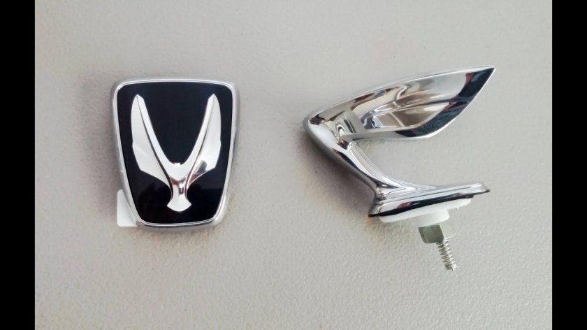 Hyundai Equus Emblem