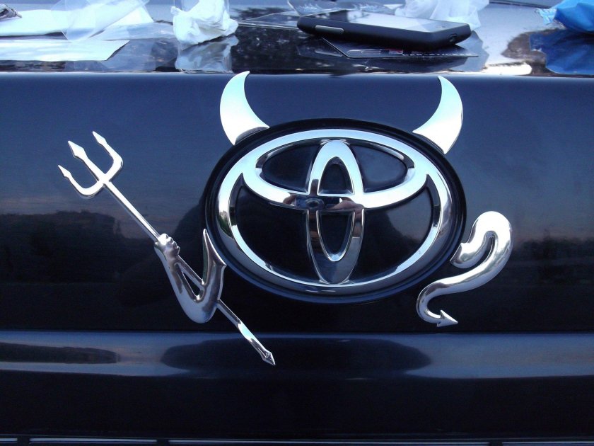 Значки авто