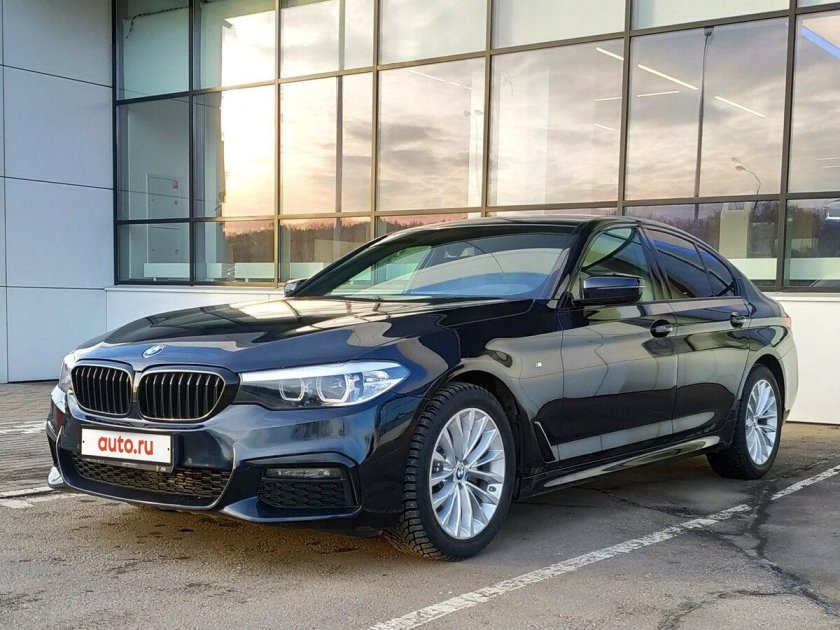 БМВ 520 2019
