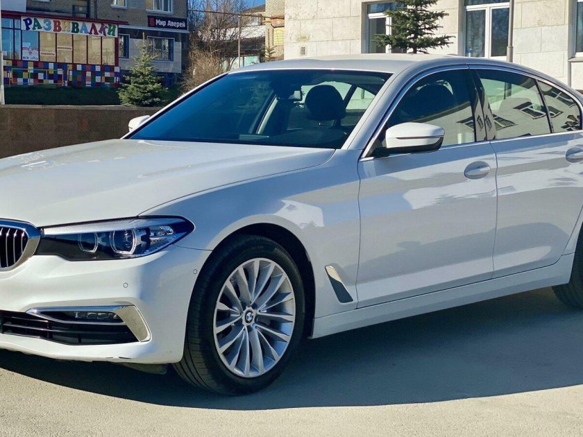 Бмв 5 серии 2018