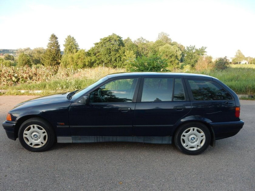 БМВ 318 универсал