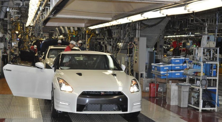 Завод Ниссан в Японии