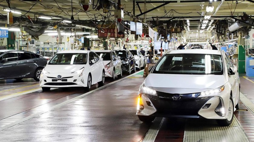 Завод Тойота в Японии