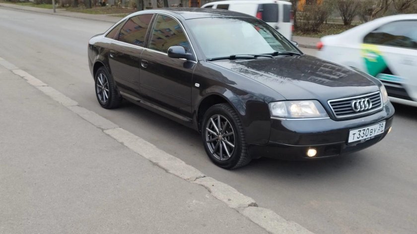 Audi a6 2002 черный