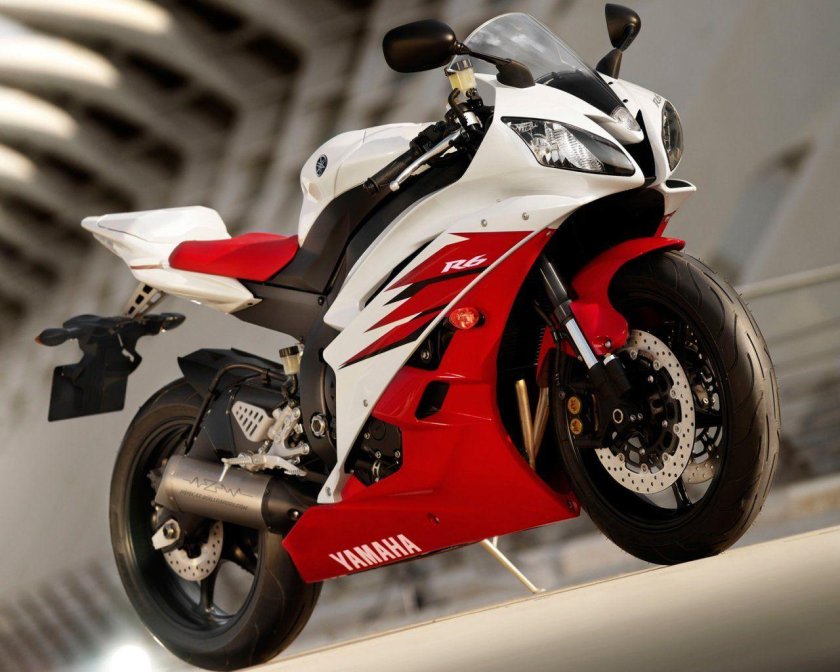 Yamaha YZF-r6 мотоцикл