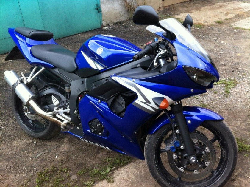 Мотоцикл Кавасаки 400 кубов