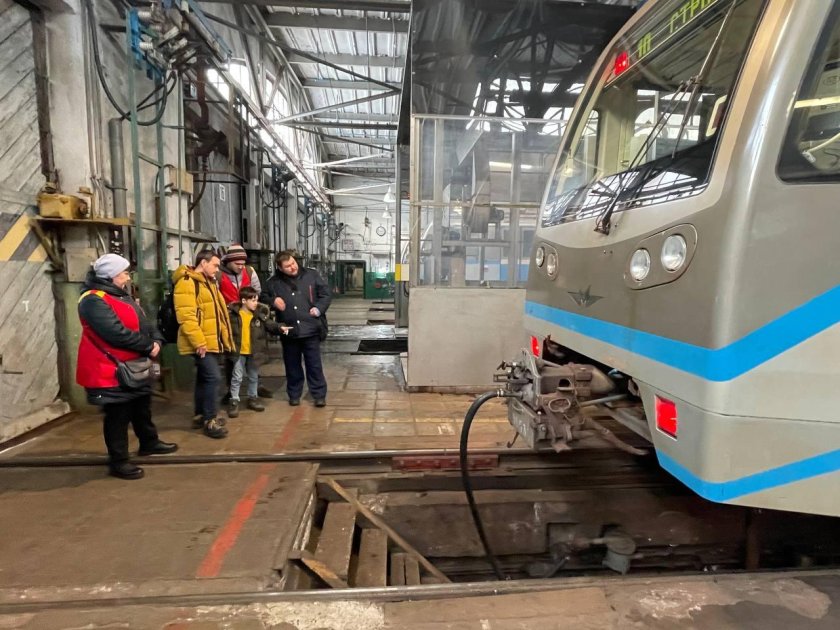 Поезд метро Русич депо красная Пресня
