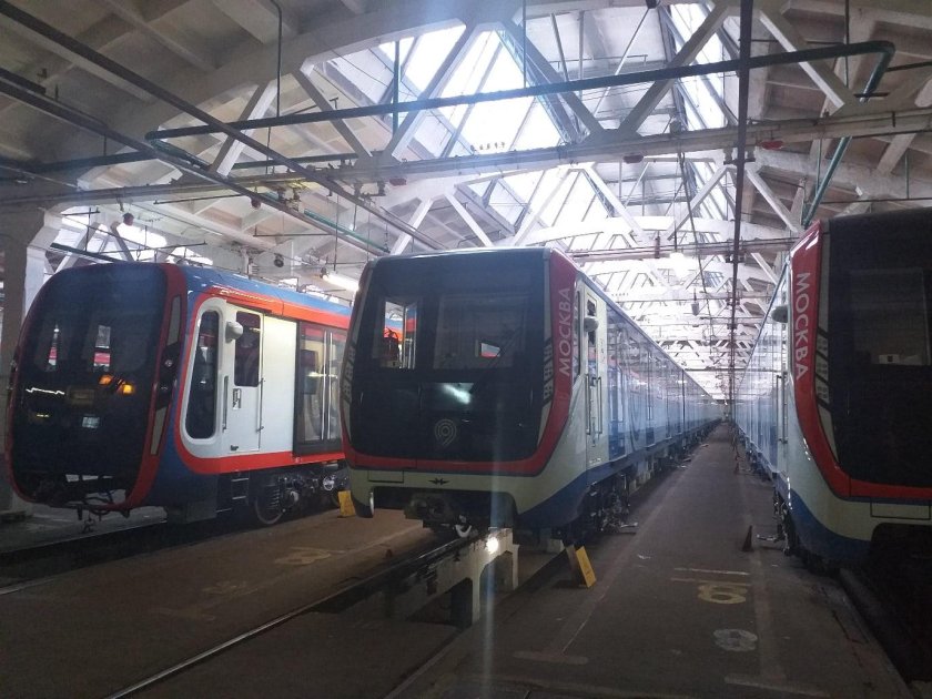 Поезд Москва 2020 в депо