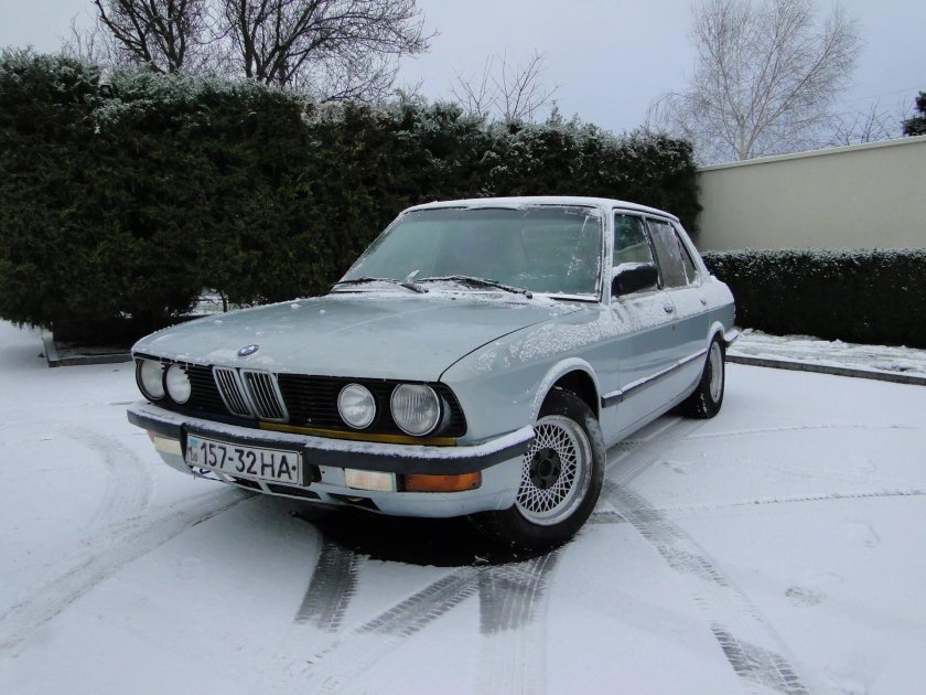 БМВ 525 1985