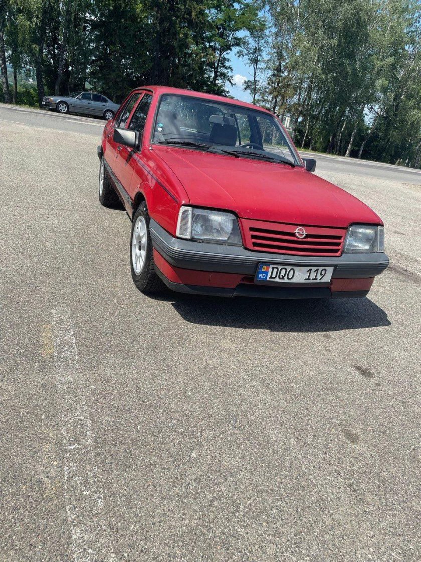 Опель Аскона 1988