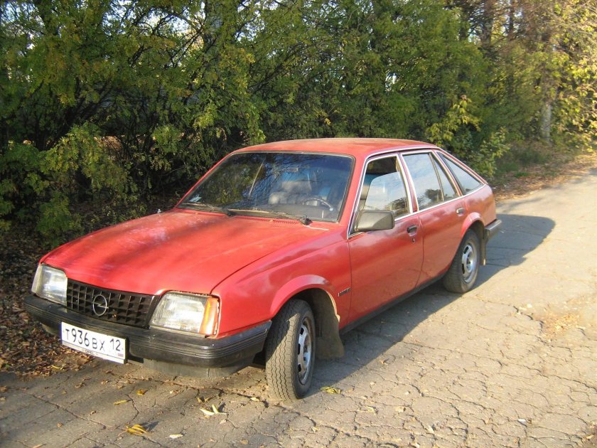 Опель Аскона 1988 хэтчбек