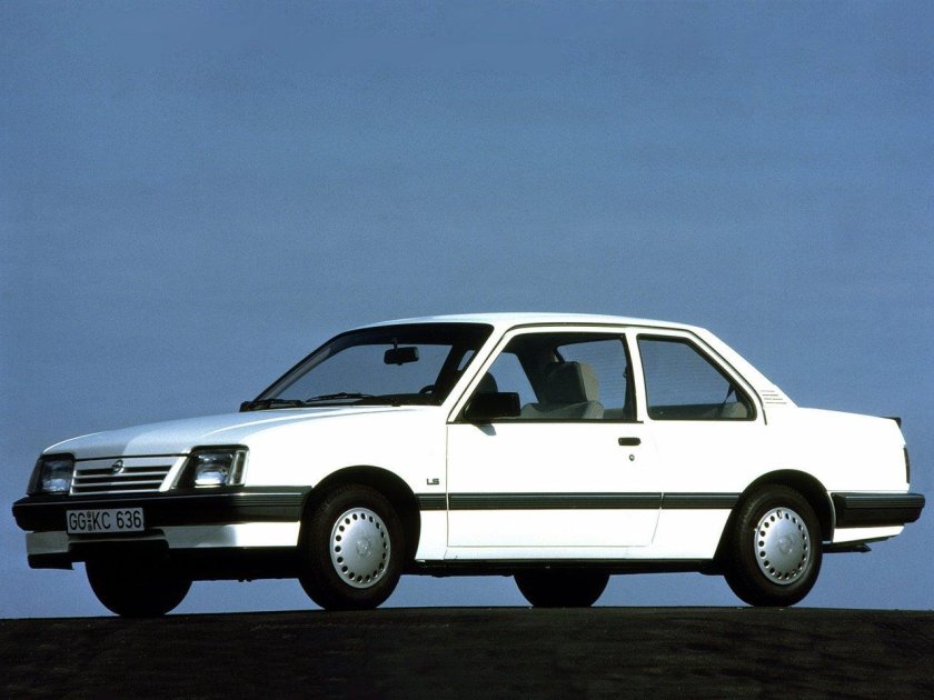 Opel Ascona c Coupe