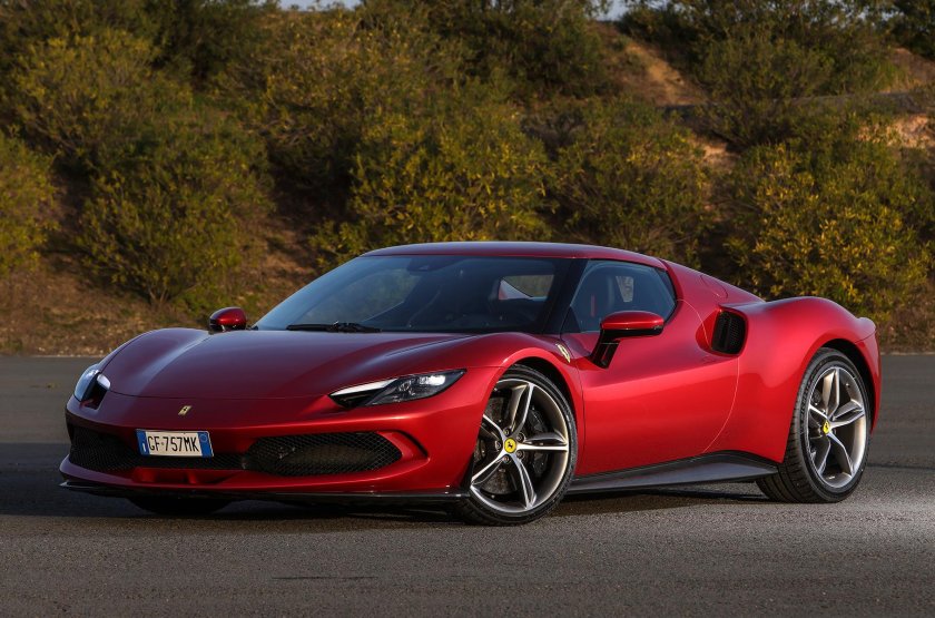 Феррари 296 GTB