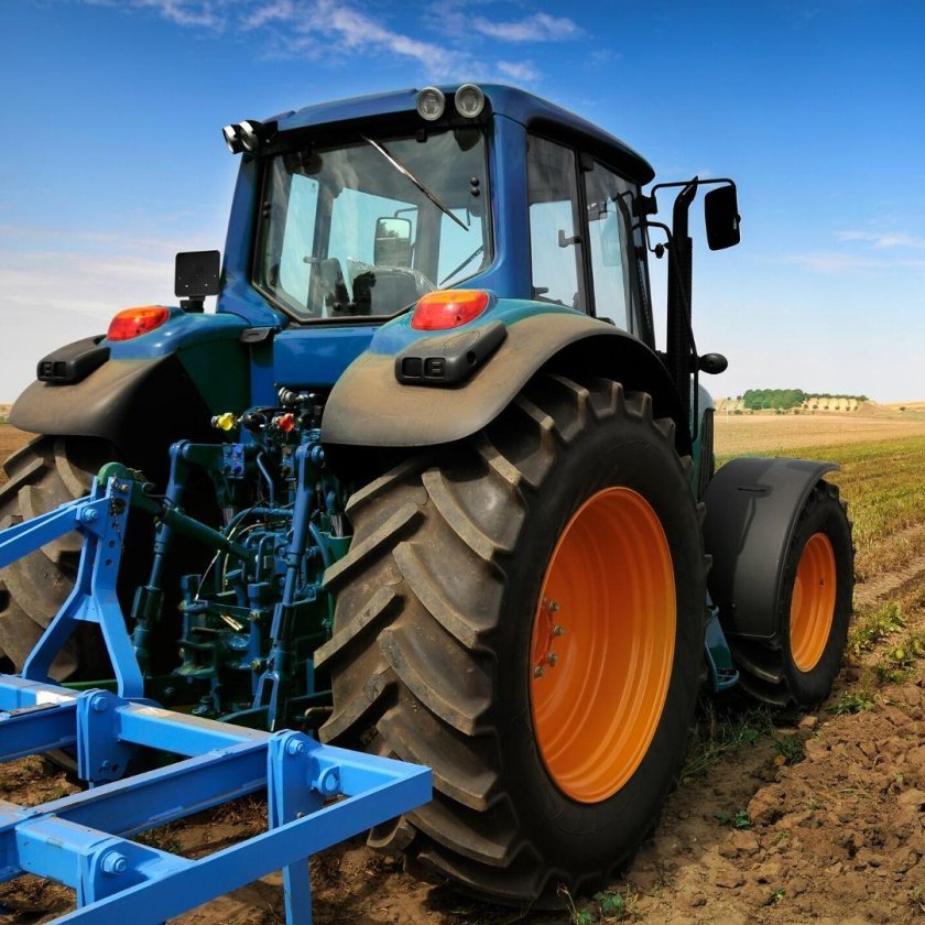 Сельхоз трактора