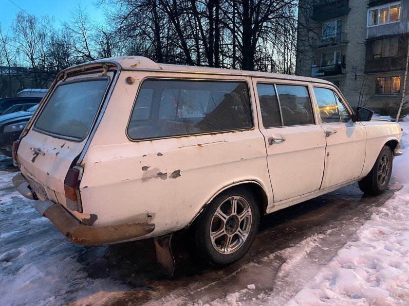 Волга газ 2412