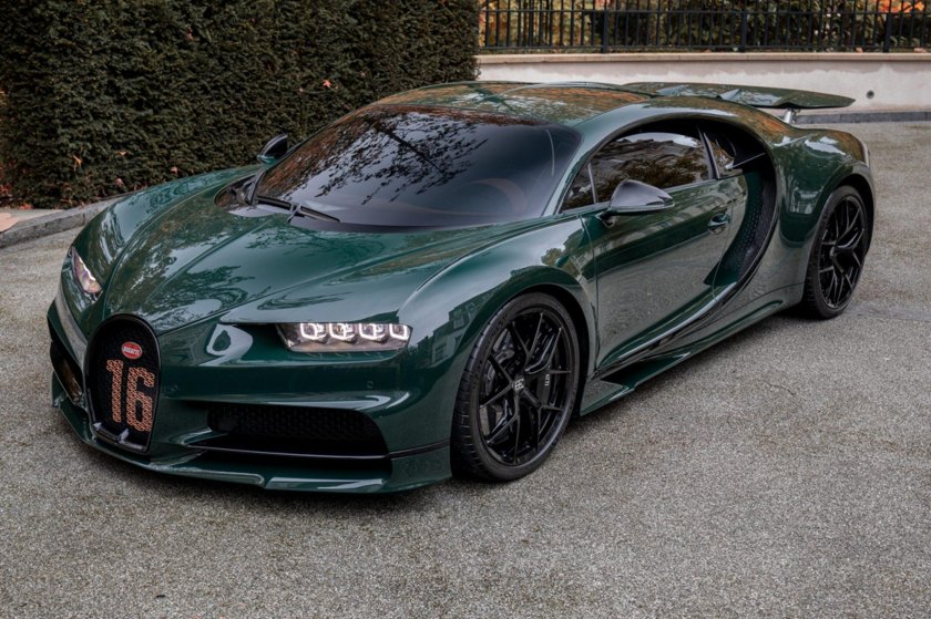Бугатти ЧИРОН зеленая