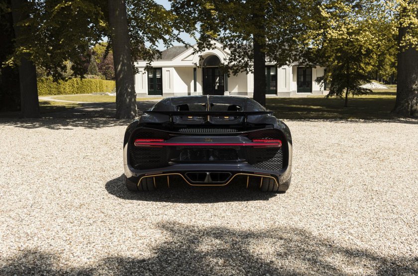 Бугатти ЧИРОН 2022