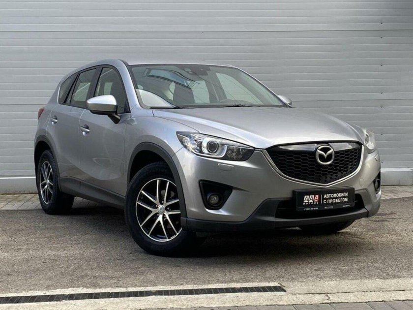 Машина Мазда 4x4