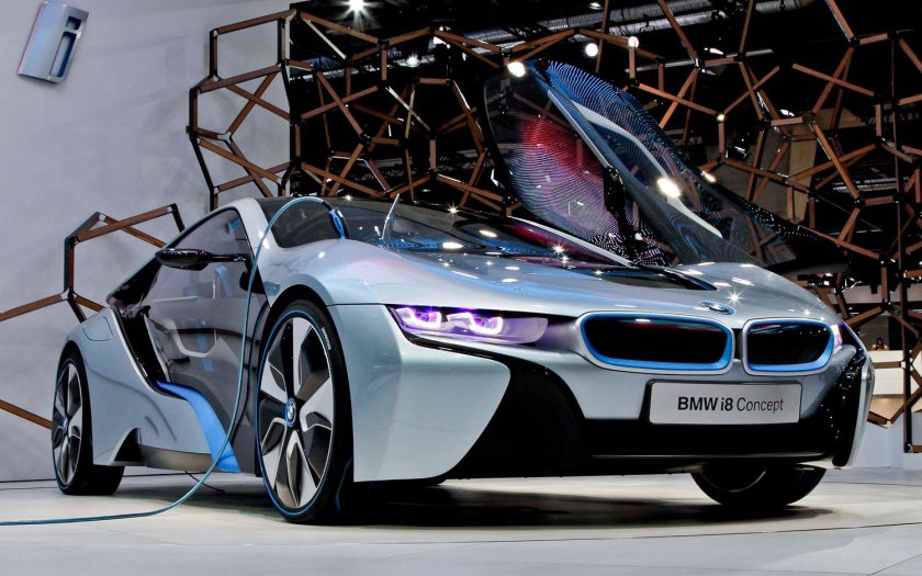 BMW i8 2022