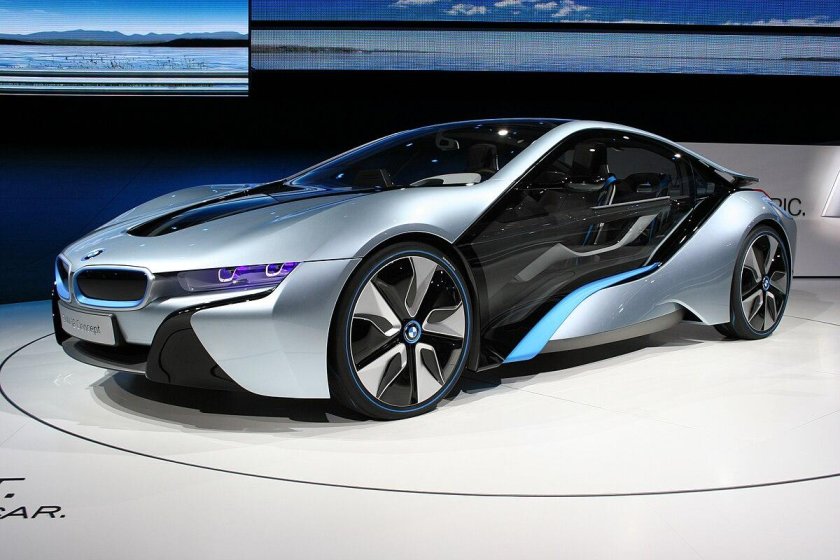 BMW i8 2022