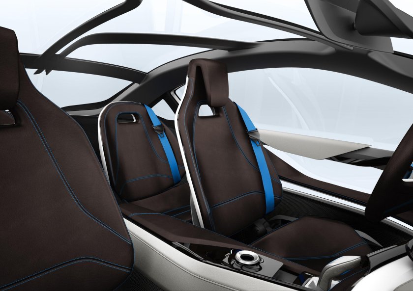 BMW i8 салон