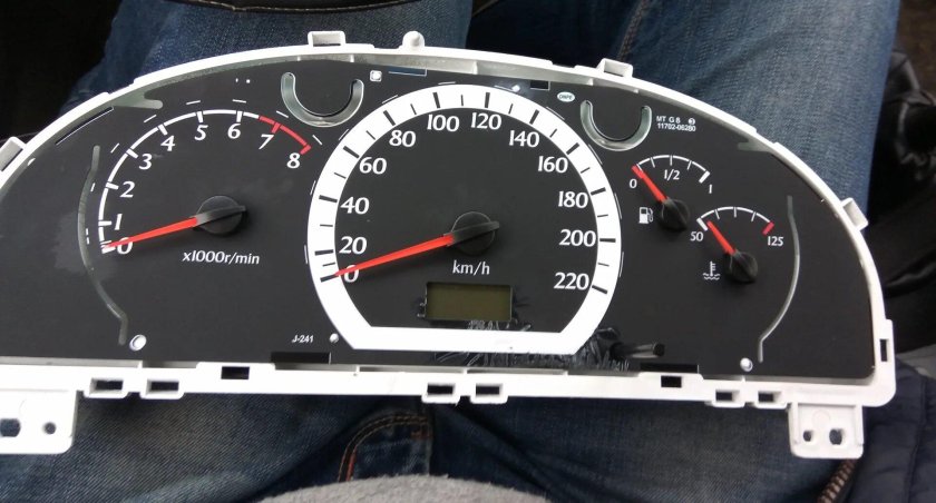 Панель приборов Лачетти седан 1.4