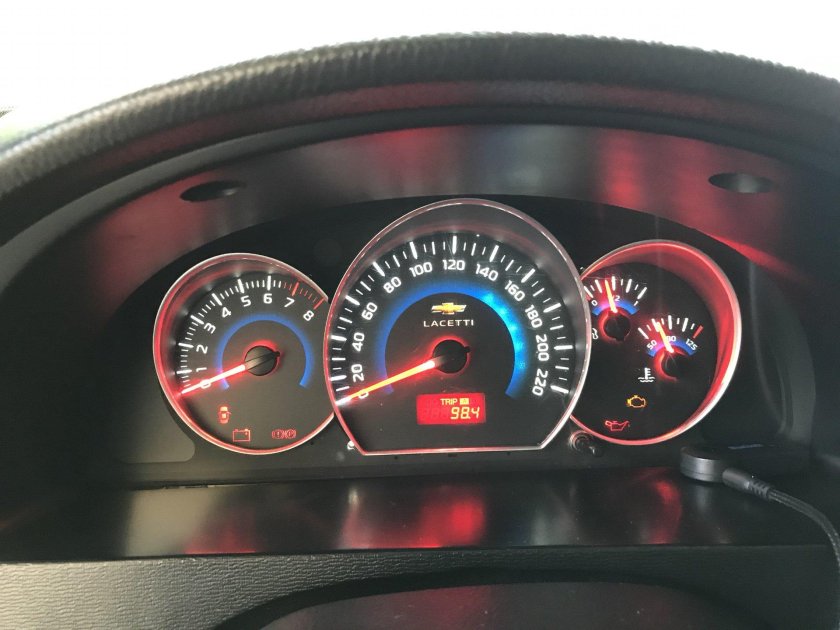 Chevrolet Lacetti приборная