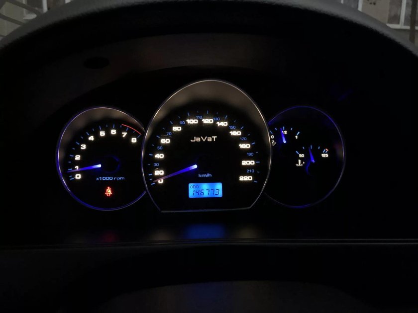 Chevrolet Lacetti приборная