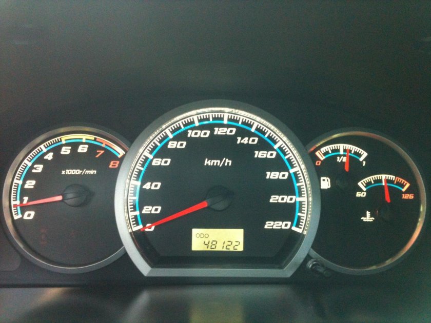 Chevrolet Lacetti приборная панель