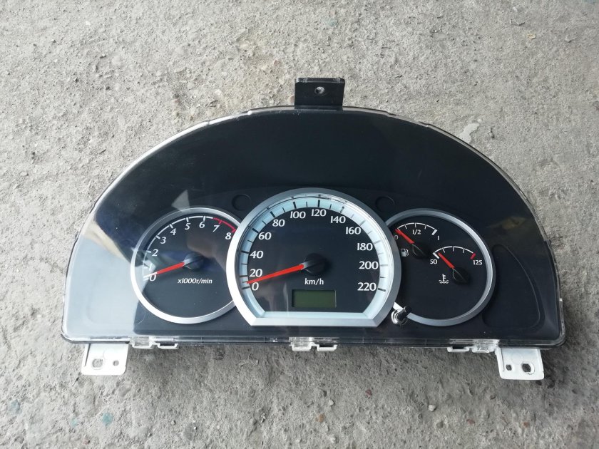 Шевроле Лачетти 1.4 панель приборов