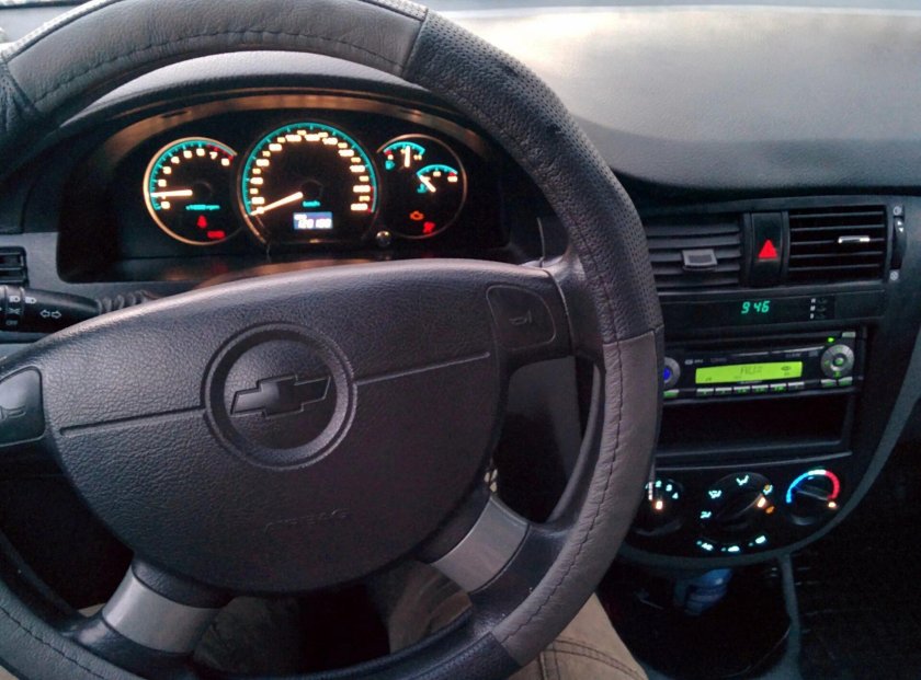 Панель Шевроле Лачетти