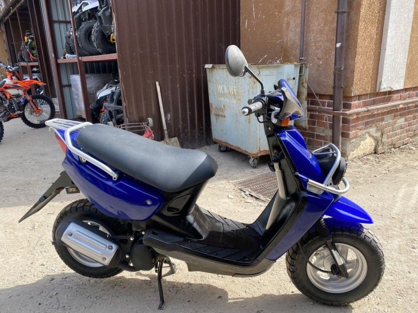 Yamaha bws zuma 50