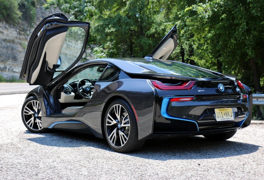 BMW i8